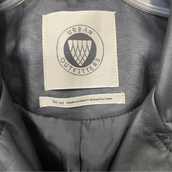 Urban Outfitters Faux Leather Moto Jacket Full Zip Black Belt Motorcycle size M - Picture 7 of 12
